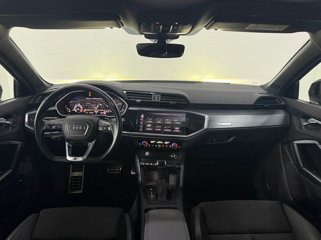Audi Q3 SPORTBACK 35 TFSI S Edition*Pano*Camera*Stoelverwarming* 12