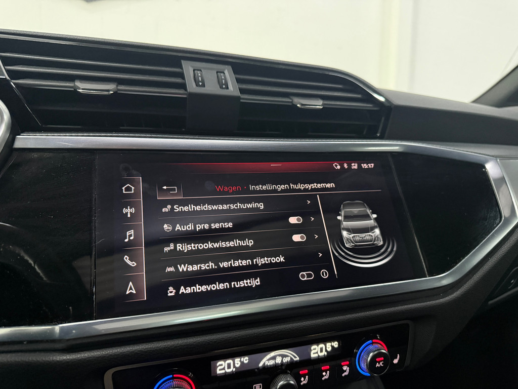 Audi Q3 SPORTBACK 35 TFSI S Edition*Pano*Camera*Stoelverwarming* 20