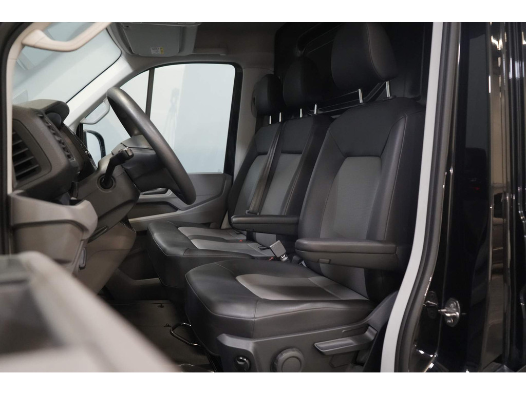 Volkswagen Crafter Bestelbus 35 2.0 TDI 140 pk DSG Aut. L3H2 BPM VRIJ! Navi/ Carplay/ PDC/ Cruise/ Trekhaak/ Airco 10