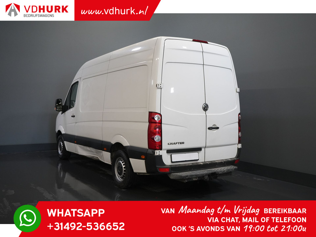 Volkswagen Crafter Bestelbus 2.0 TDI L2H2 Riem V.V/ Cruise/ Airco/ Trekhaak/ APK 12-2025 1