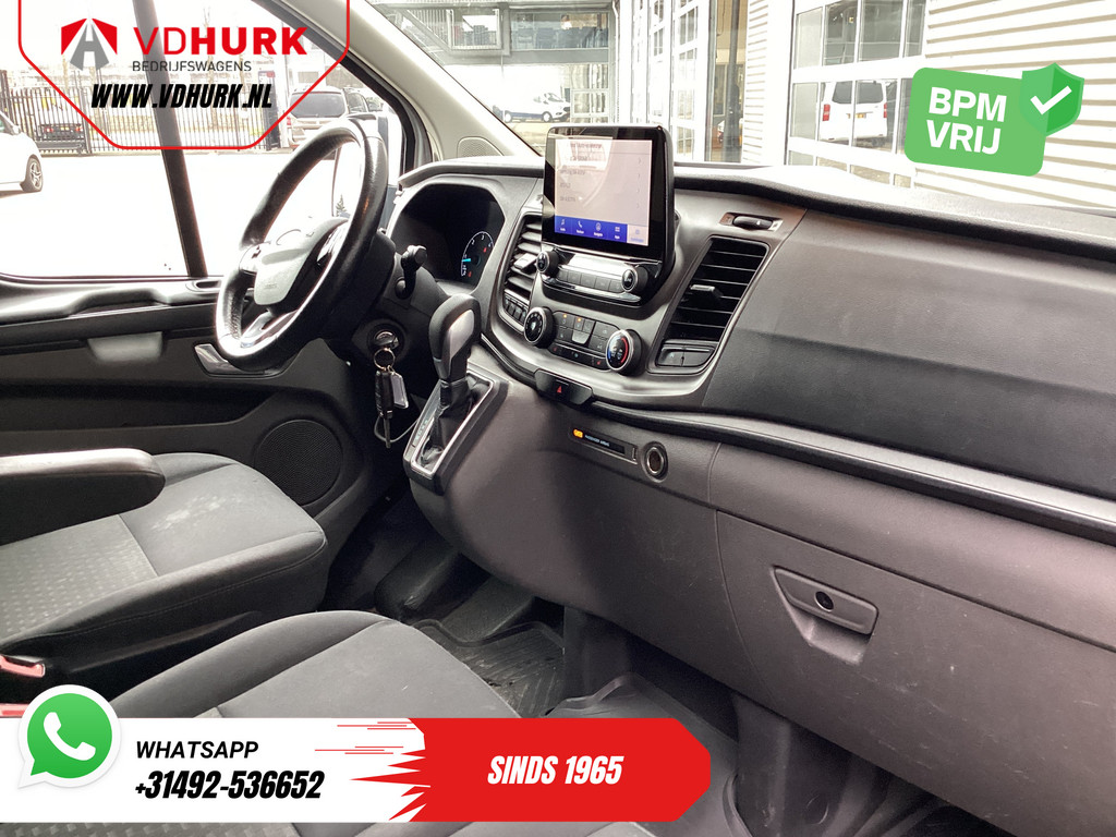 Ford Transit Custom Bestelbus 320 2.0 TDCI 130 pk Aut. L2 Trend BPM VRIJ! Riem V.V./ Navi/ Carplay/ Camera/ PDC/ Trekhaak 1