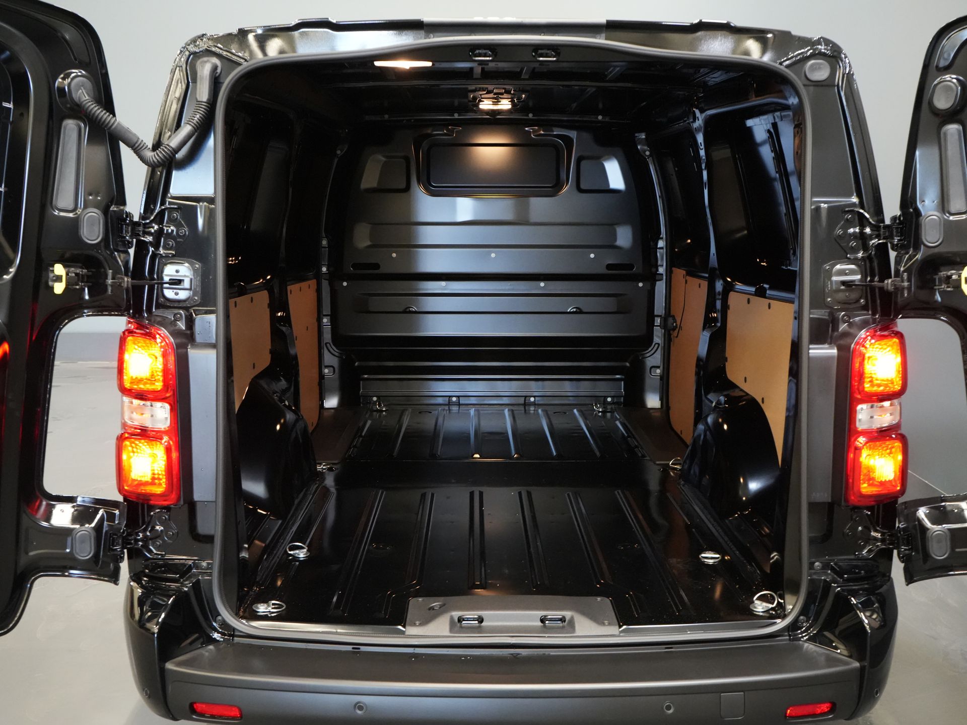Citroën Jumpy Bestelbus 2.0 HDI 180 pk Aut. L3 BPM VRIJ! Navi/ Carplay/ Camera/ PDC/ Cruise/ Airco 14