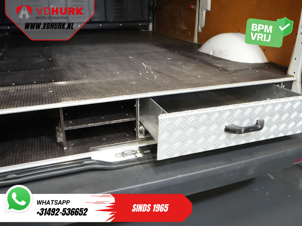 Mercedes-Benz Vito Bestelbus 109 CDI EXPORT ONLY Rijdt Goed/ Imperiaal/ Camera/ Cruise/ Airco/ Navi 15