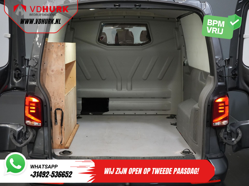 Volkswagen Transporter Bestelbus 2.0 TDI 150 pk DSG Aut. L2 DC Dubbel Cabine BPM VRIJ! LED/ Adapt.Cruise/ Standkachel/ Stoelverw./ Carplay/ Camera/ PDC/ LMV/ Tre 24