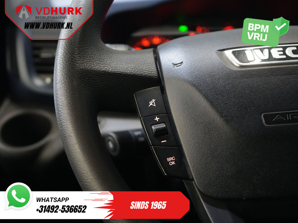 Iveco Daily Open laadbak 35C14D 2.3 140 pk Aut. ZF DC Dubbel Cabine 6 Pers./ Kipper/ Pick Up/ Open Laadbak/ 3.5t Trekverm./ Dubbel Lucht/ Gev.Stoel/ Clim 17