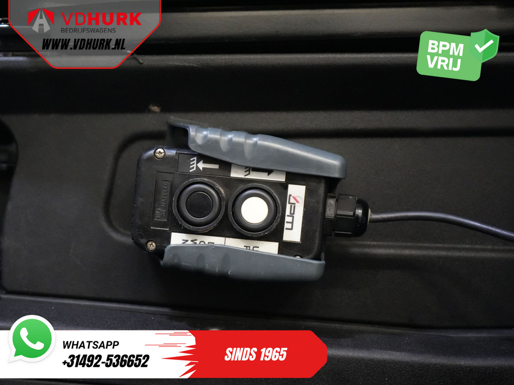 Iveco Daily Open laadbak 35C14D 2.3 140 pk Aut. ZF DC Dubbel Cabine 6 Pers./ Kipper/ Pick Up/ Open Laadbak/ 3.5t Trekverm./ Dubbel Lucht/ Gev.Stoel/ Clim 23