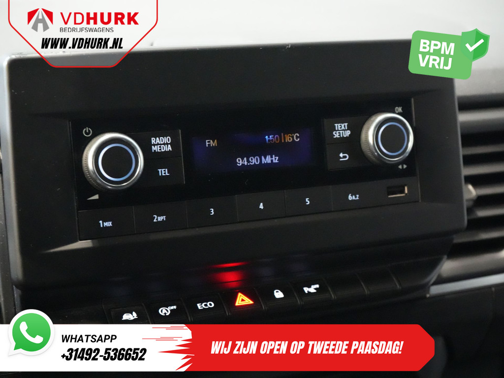 Renault Trafic Bestelbus 2.0 dCi 170 PK L2 BPM VRIJ! LED/ 2.5t Trekverm./ PDC/ Cruise/ Trekhaak/ Airco 32