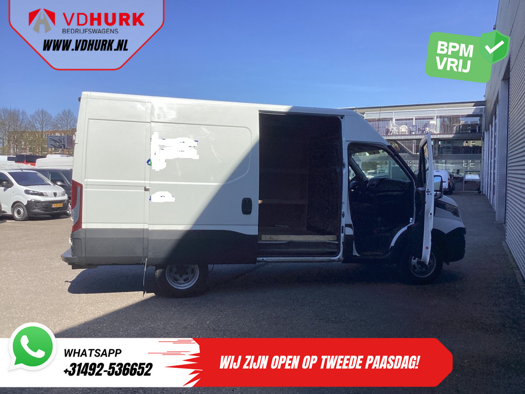 Iveco Daily Bestelbus 35C13V 2.3 L2H2 EXPORT ONLY Dubbel lucht/ 3.5t Trekverm./ Airco/ 3 Persoons/ Gev. Stoel/ Trekhaak 5