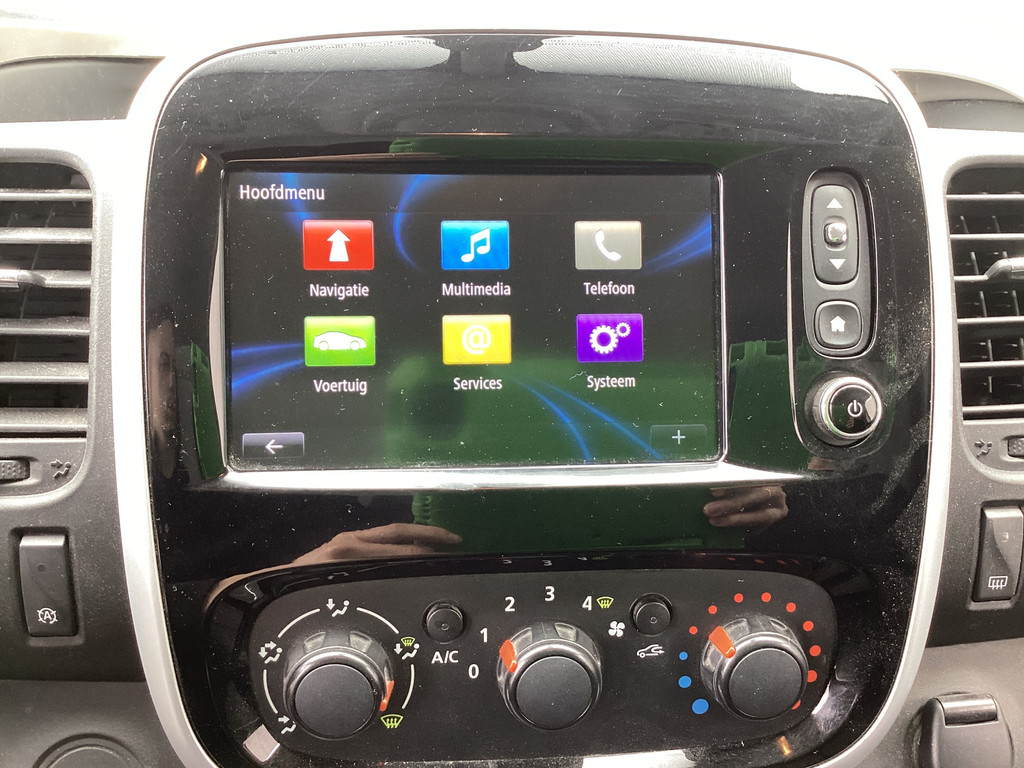 Renault Trafic Bestelbus 1.6 dCi 140 pk L2 EXPORT ONLY Imperiaal/ Navi/ Camera/ PDC/ Cruise/ Trekhaak/ Airco 12