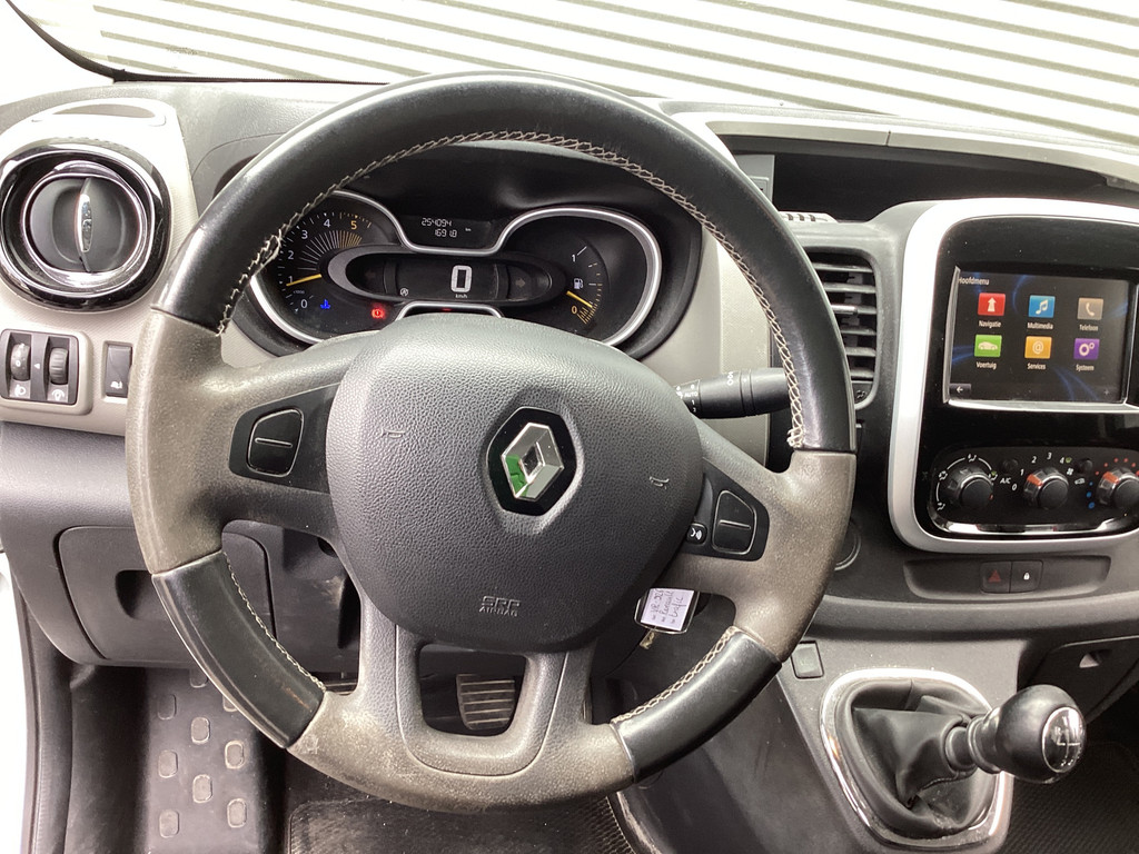 Renault Trafic Bestelbus 1.6 dCi 140 pk L2 EXPORT ONLY Imperiaal/ Navi/ Camera/ PDC/ Cruise/ Trekhaak/ Airco 13