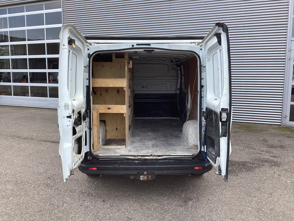 Renault Trafic Bestelbus 1.6 dCi 140 pk L2 EXPORT ONLY Imperiaal/ Navi/ Camera/ PDC/ Cruise/ Trekhaak/ Airco 15