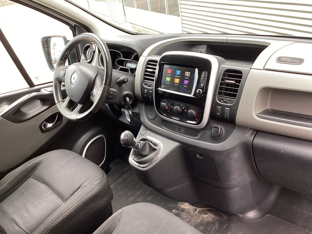 Renault Trafic Bestelbus 1.6 dCi 140 pk L2 EXPORT ONLY Imperiaal/ Navi/ Camera/ PDC/ Cruise/ Trekhaak/ Airco 17