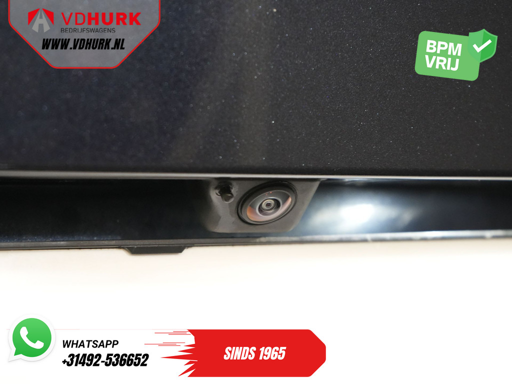 Volkswagen ID. Buzz Bestelbus Cargo 77 kWh 360km WLTP/ Adapt. Cruise/ Elek. Trekhaak/ Stoelverw./ Stuurverw./ Carplay/ Camera/ PDC/ LMV 15