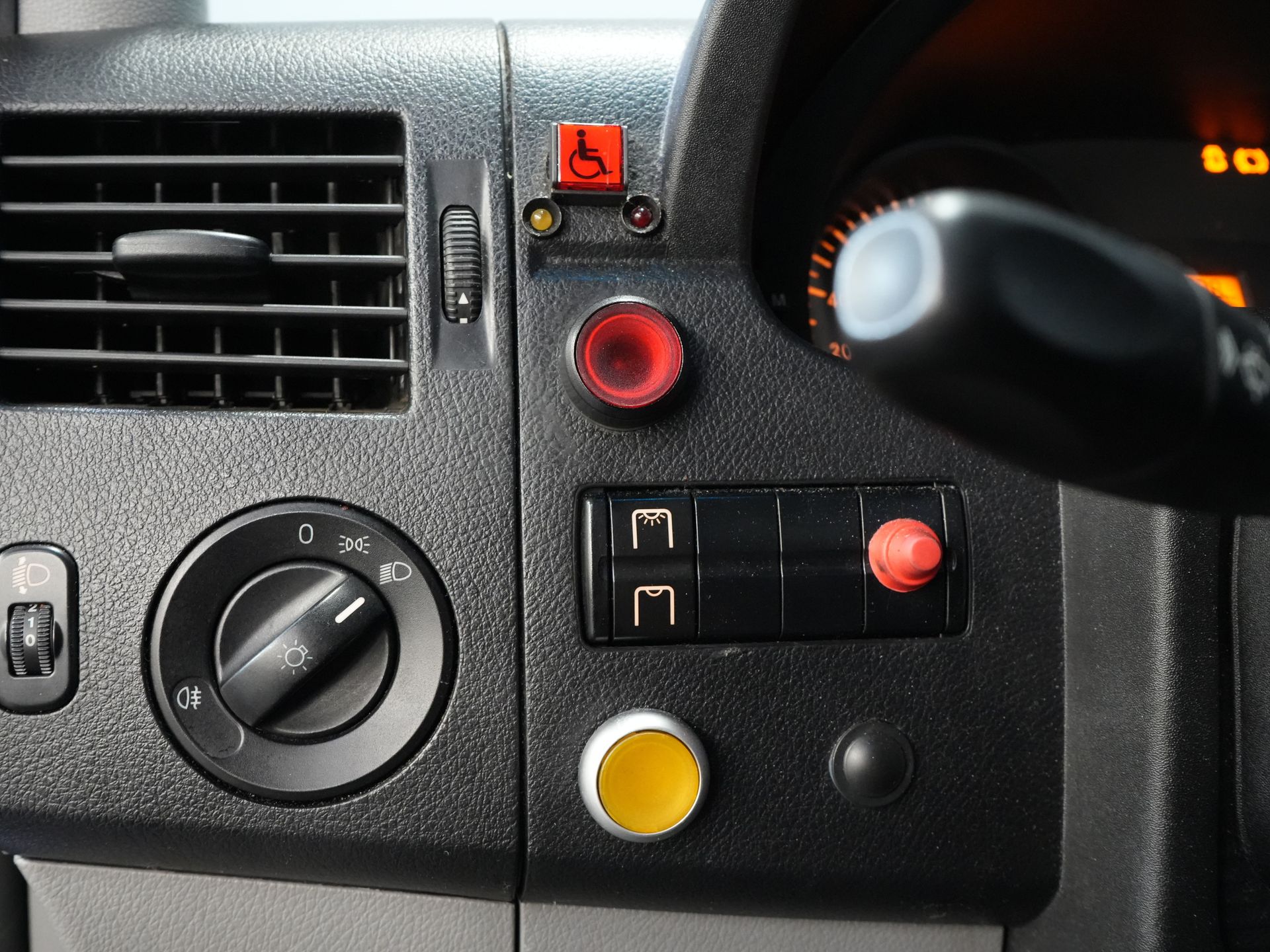 Mercedes-Benz Sprinter Personenvervoer 313 2.2 CDI Aut. L2H2 € 10.648 Incl. BTW BPM VRIJ! EXPORT Combi/ 9 Persoons/ Kombi/ 9P/ Airco/ Rolstoellift 15