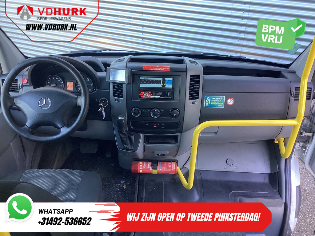 Mercedes-Benz Sprinter Personenvervoer 313 2.2 CDI Aut. L2H2 € 9.922 Incl. BTW BPM VRIJ! EXPORT ONLY Combi/ 9 Persoons/ Kombi/ 9P/ Airco/ Rolstoellift 11