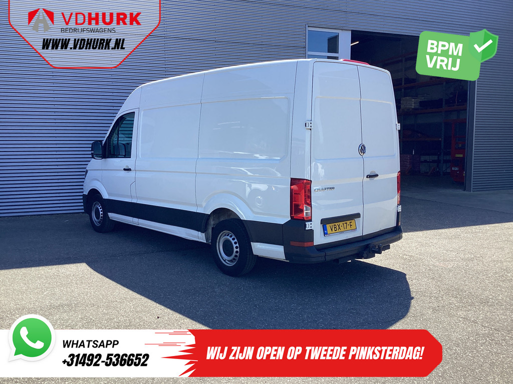 Volkswagen Crafter Bestelbus 35 2.0 TDI 140 pk L3H3 EXPORT ONLY Carplay/ Alarm/ Airco/ DAB+/ Cruise/ Navi/ Trekhaak/ PDC 1