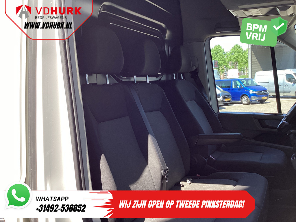 Volkswagen Crafter Bestelbus 35 2.0 TDI 140 pk L3H3 EXPORT ONLY Carplay/ Alarm/ Airco/ DAB+/ Cruise/ Navi/ Trekhaak/ PDC 10