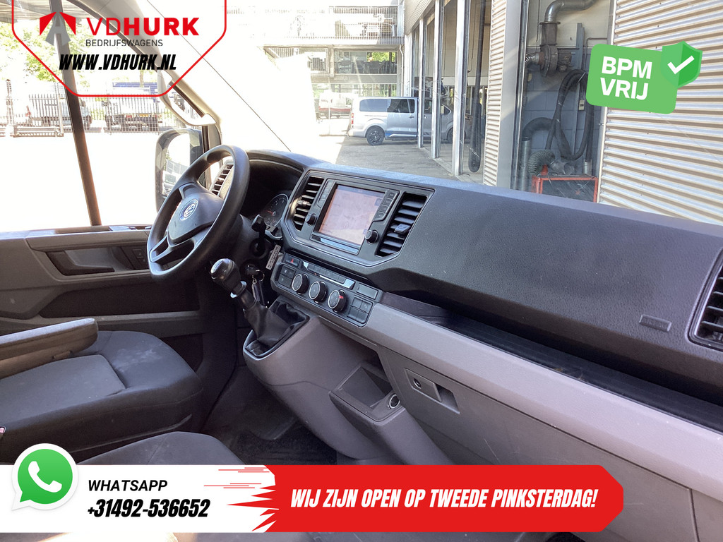 Volkswagen Crafter Bestelbus 35 2.0 TDI 140 pk L3H3 EXPORT ONLY Carplay/ Alarm/ Airco/ DAB+/ Cruise/ Navi/ Trekhaak/ PDC 2