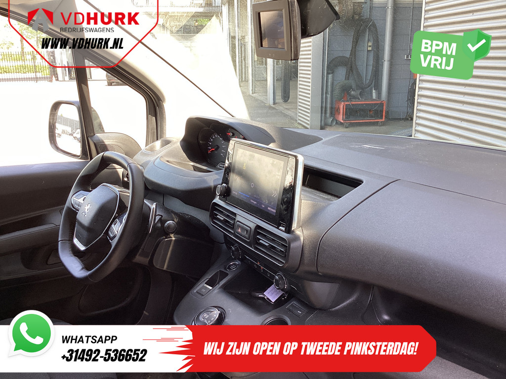 Peugeot Partner Bestelbus 1.5 HDI 130 pk Aut. L2 BPM VRIJ! 3 Pers./ Navi/ Keyless/ Carplay/ Camera/ PDC/ LMV/ Cruise/ Airco 2