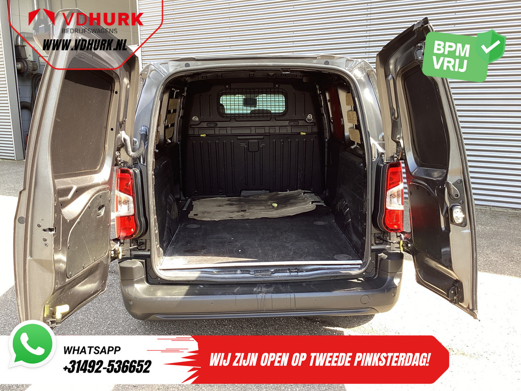 Peugeot Partner Bestelbus 1.5 HDI 130 pk Aut. L2 BPM VRIJ! 3 Pers./ Navi/ Keyless/ Carplay/ Camera/ PDC/ LMV/ Cruise/ Airco 4