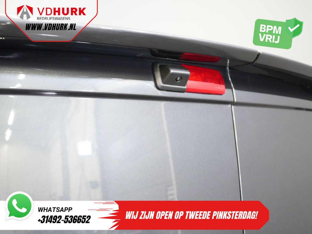 Renault Trafic Bestelbus 2.0 dCi 150 pk Aut. L2 BPM VRIJ! NL Auto/ LED/ Climate/ Camera/ Carplay/ LMV/ Trekhaak/ Keyless 24