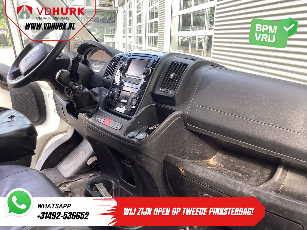 Peugeot Boxer Bestelbus 2.0 HDI 130 pk L2H2 EXPORT ONLY Gev.Stoel/ Climate/ Navi/ Camera/ Cruise/ Trekhaak 2