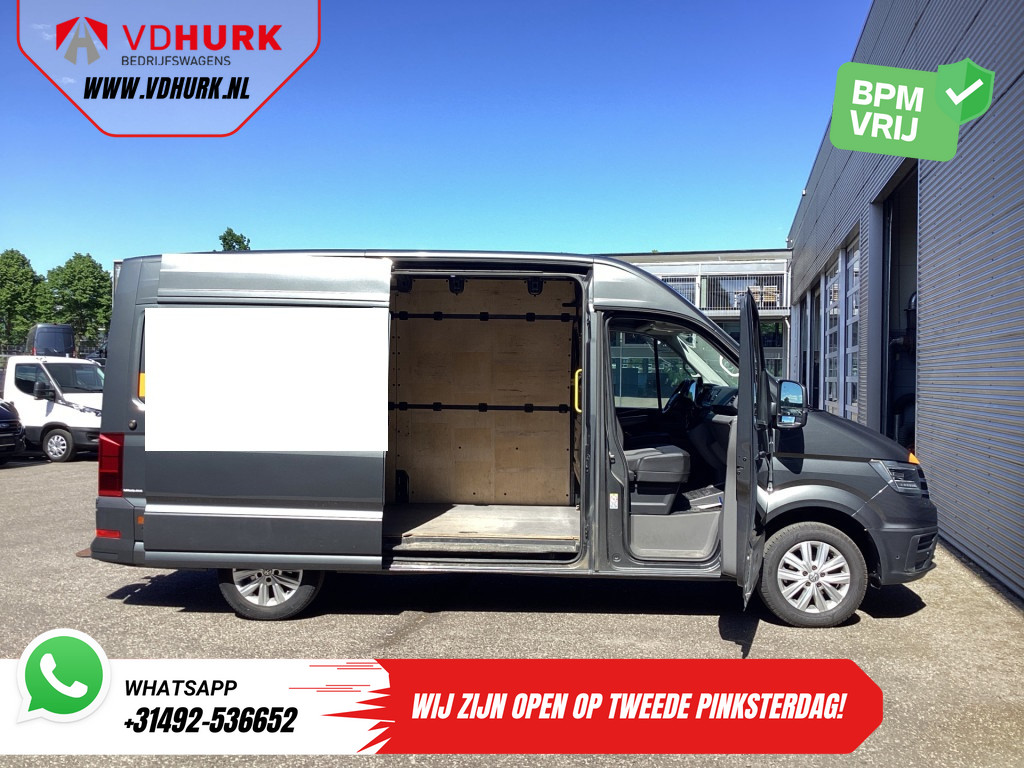 Volkswagen Crafter Bestelbus 2.0 TDI 180 pk DSG Aut. L3H3 BPM VRIJ! Adapt.Cruise/ LED/ Climate/ Gev.Stoel/ Carplay/ Stoelverw./ Stuurverw./ 270Gr.Graden/ Cam 5