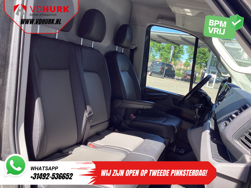 Volkswagen Crafter Bestelbus 2.0 TDI 180 pk DSG Aut. L3H3 BPM VRIJ! Adapt.Cruise/ LED/ Climate/ Gev.Stoel/ Carplay/ Stoelverw./ Stuurverw./ 270Gr.Graden/ Cam 6