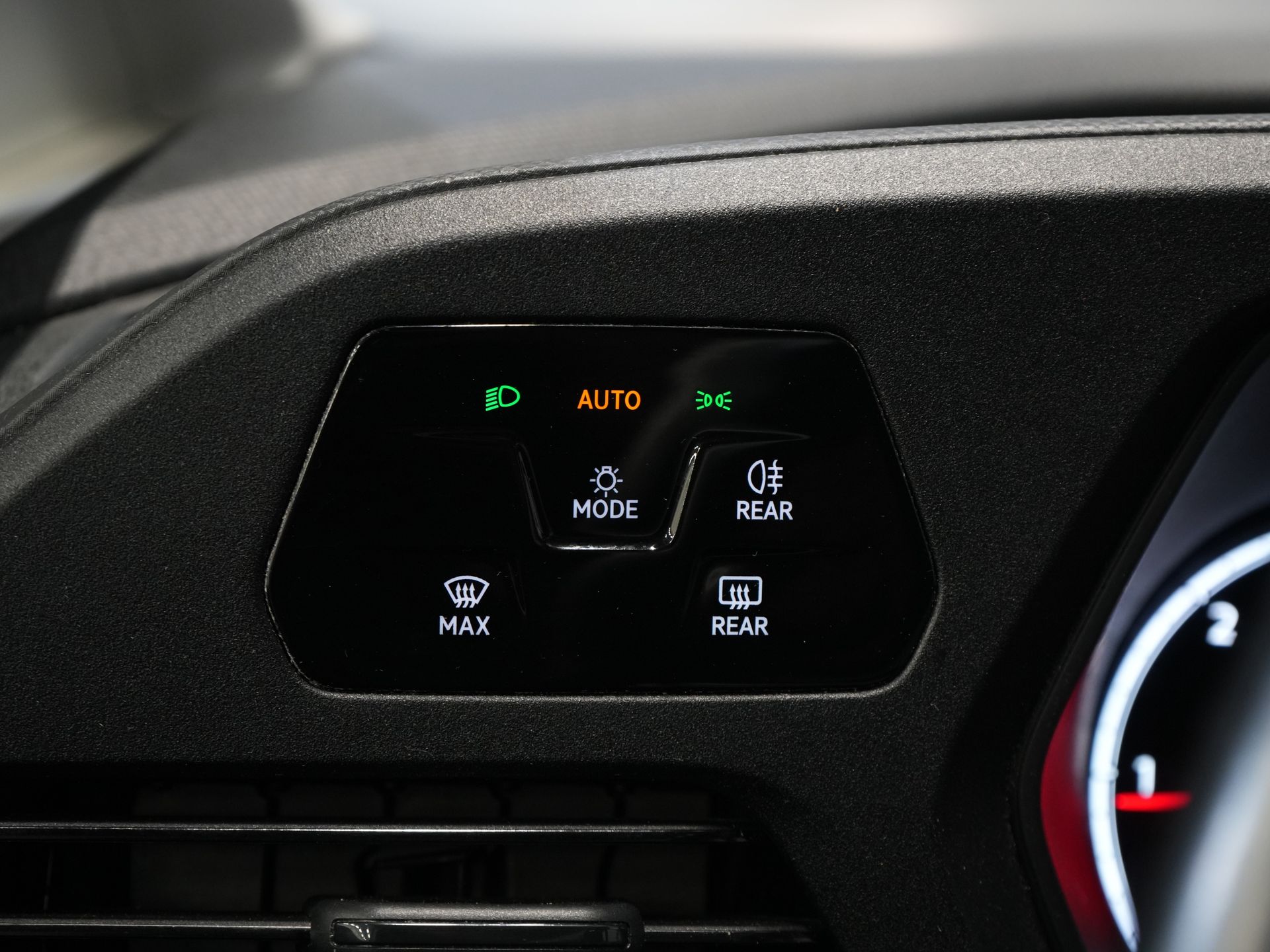 Volkswagen Caddy Bestelbus 2.0 TDI 125 pk DSG Aut. EXPORT ONLY! Carplay/ Cruise/ Camera/ Navi/ Airco 16