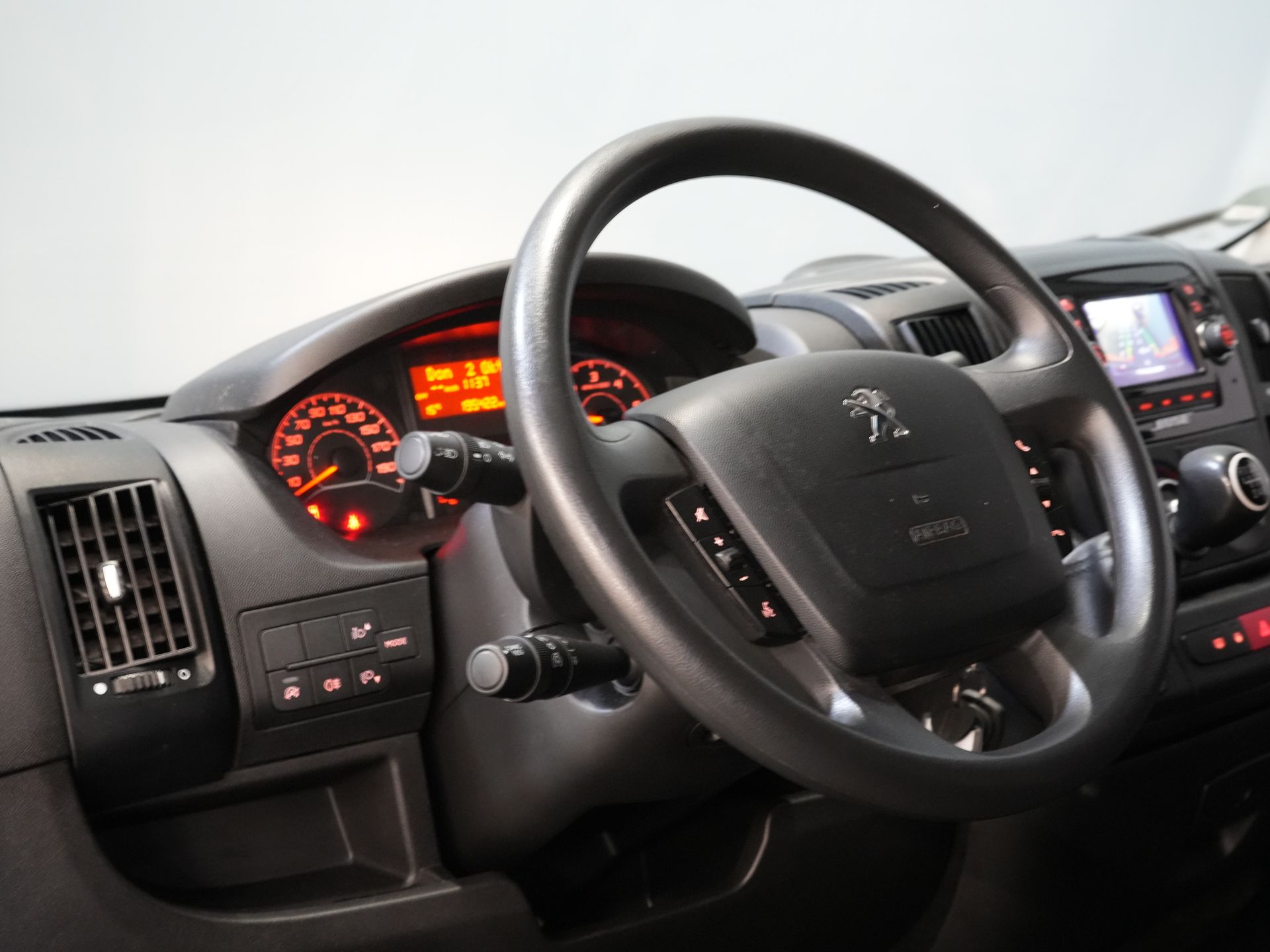 Peugeot Boxer Bestelbus 2.2 HDi 140 pk L2 EXPORT ONLY 3.0t Trekverm./ Navi/ Camera/ PDC/ Cruise/ Airco 13