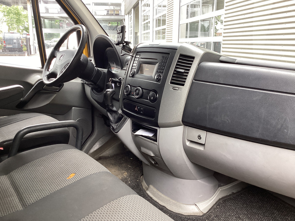 Mercedes-Benz Sprinter Bestelbus 316 2.2 CDI Aut. L2H2 EXPORT ONLY 3,5T Trekgewicht / Airco/ Cruise/ Trekhaak 2
