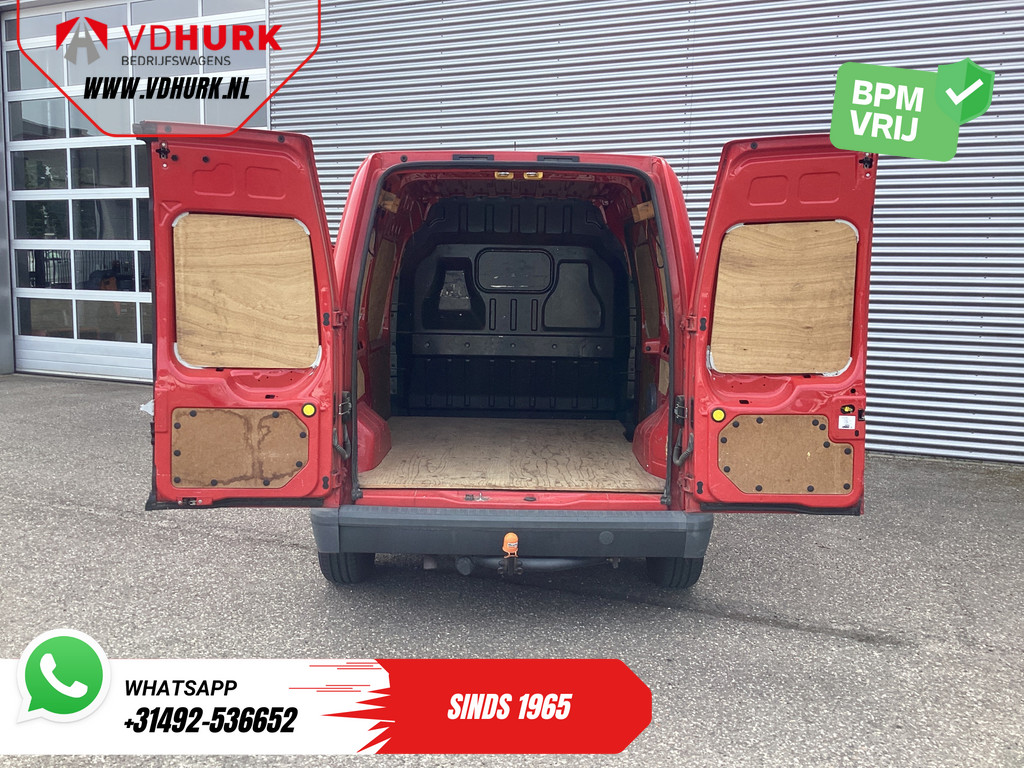 Ford Transit Connect Bestelbus 1.8 TDCi 90 pk EXPORT ONLY MARGE Rijdt goed/ Trekhaak/ Radio 4