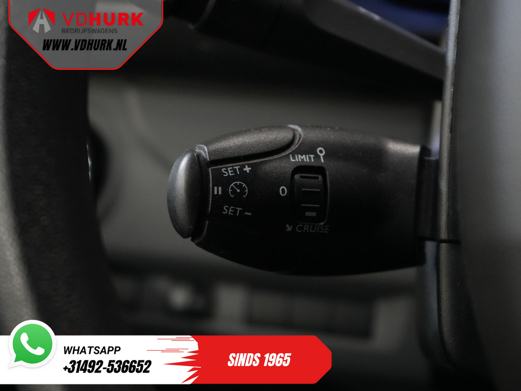 Peugeot Expert Bestelbus 2.0 HDI 125 pk L3 EXPORT ONLY Carplay/ PDC/ Cruise/ Navi/ Trekhaak/ Airco 17