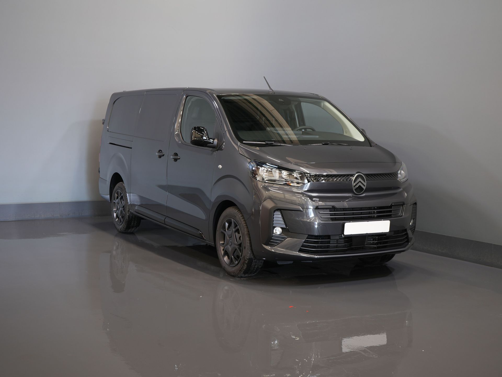 Citroën Jumpy Bestelbus 2.0 HDI 180 pk Aut. L3 BPM VRIJ! 2xSchuifdeur/ Virtual cockpit/ Carplay/ Camera/ PDC/ Cruise/ Airco 0