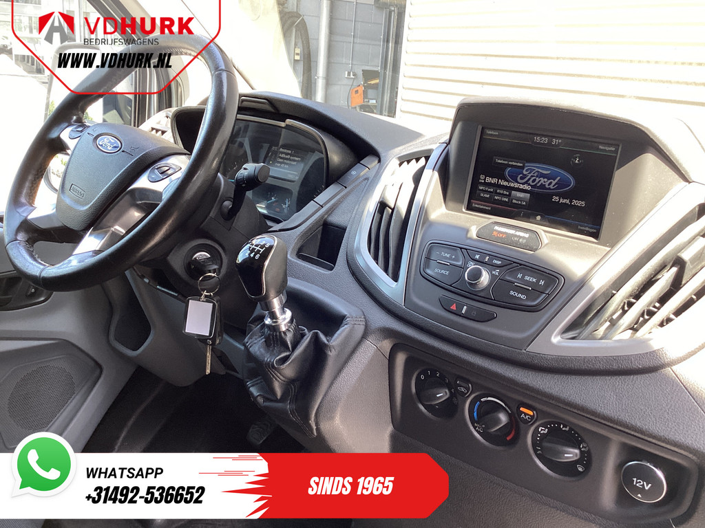 Ford Transit Bestelbus 330 2.0 TDCI L2H2 Trend EXPORT ONLY NL Auto/ 2.8t Trekverm./ Imperiaal/ Navigatie/ Camera/ PDC/ Cruise/ Airco 2