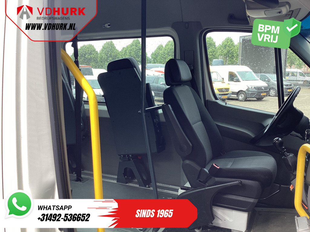 Volkswagen Crafter Personenvervoer 35 2.0 TDI L3H2 EXPORT ONLY! €9.559 incl BTW/BPM Rolstoellift/ 9 Pers/ 9P/ Sidebars/ Rearbar/ Airco 10