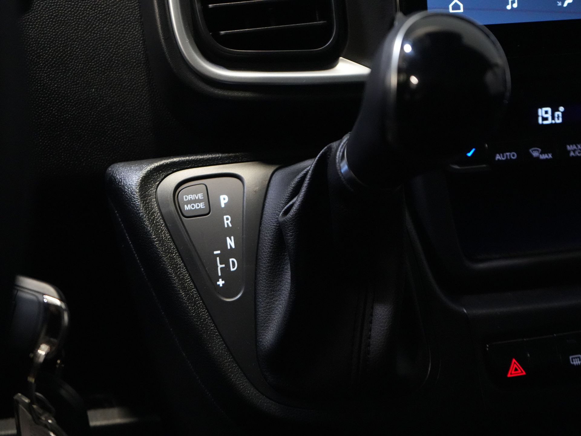 Peugeot Boxer Bestelbus (Fiat Ducato) 2.2 MJ 140 pk Aut. ZF L2H2 BPM VRIJ! LED/ Carplay/ LMV/ Climate/ Navi/ Camera/ Cruise 18