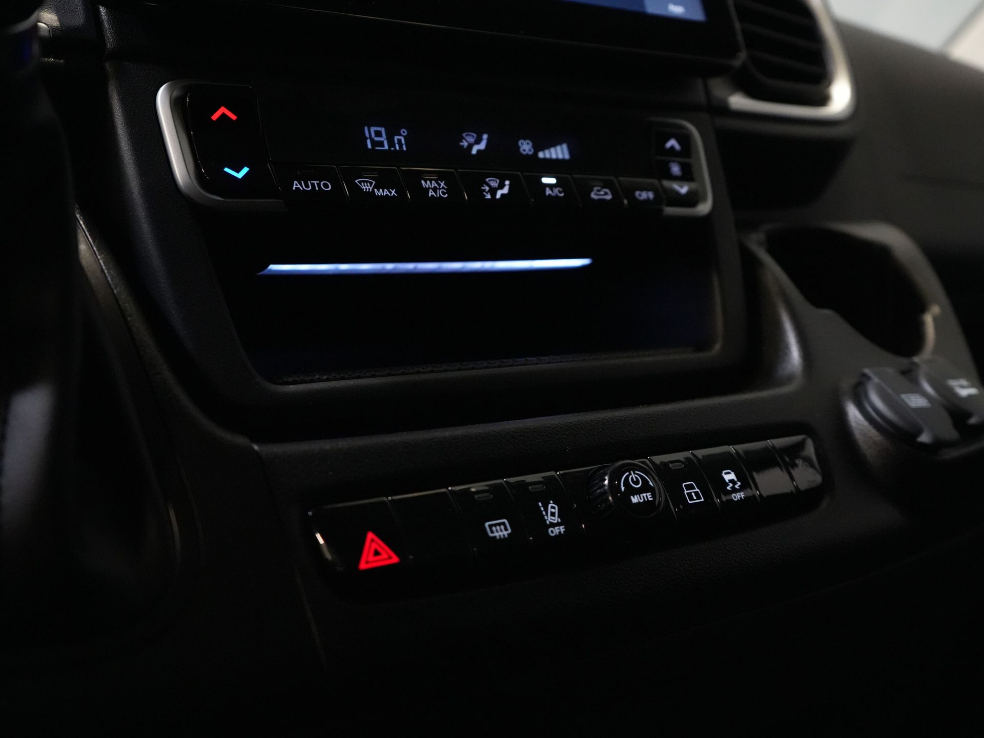 Peugeot Boxer Bestelbus (Fiat Ducato) 2.2 MJ 140 pk Aut. ZF L2H2 BPM VRIJ! LED/ Carplay/ LMV/ Climate/ Navi/ Camera/ Cruise 19