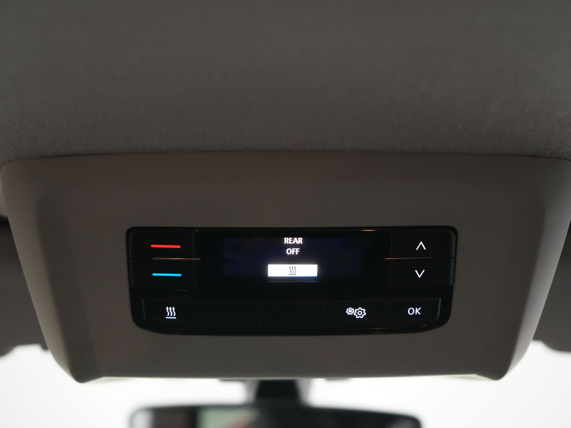 Volkswagen Transporter Bestelbus 2.0 TDI 150 pk DSG Aut. L2 DC Dubbel Cabine MIXTO/ LED/ Adapt.Cruise/ Standkachel/ Stoelverw./ Carplay/ Camera/ PDC/ LMV/ Trekha 25