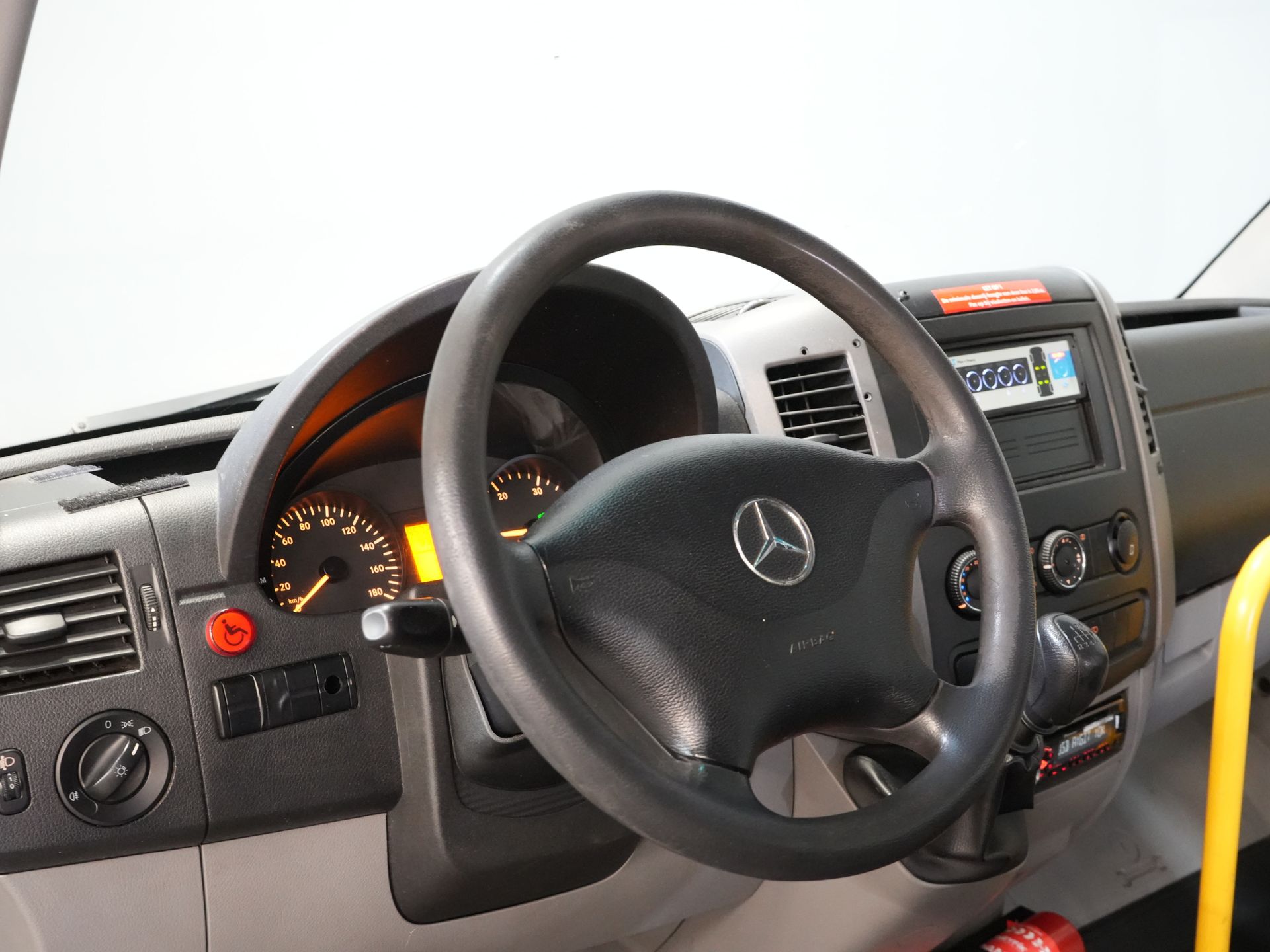 Mercedes-Benz Sprinter Personenvervoer 313 2.2 CDI L2H2 €9.922 Incl. BTW BPM VRIJ! EXPORT ONLY Combi/ 9 Persoons/ Kombi/ 9P/ Airco/ Rolstoellift 13