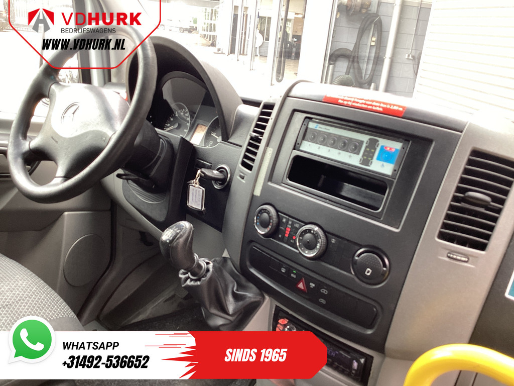 Mercedes-Benz Sprinter Personenvervoer 313 2.2 CDI L2H2 €9922 Incl. BTW BPM VRIJ! EXPORT ONLY Combi/ 9 Persoons/ Kombi/ 9P/ Airco/ Rolstoellift 2
