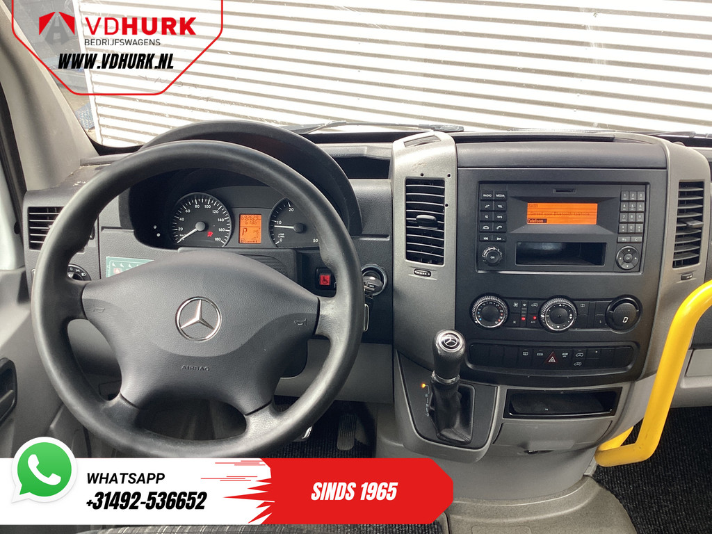 Mercedes-Benz Sprinter Personenvervoer Mercedes-Benz 313 2.2 CDI Aut. E6 L2H2 €10.890 Incl. BTW BPM VRIJ! EXPORT ONLY Combi/ 9 Persoons/ Kombi/ 9P/ Airco/ Rolstoellift 12
