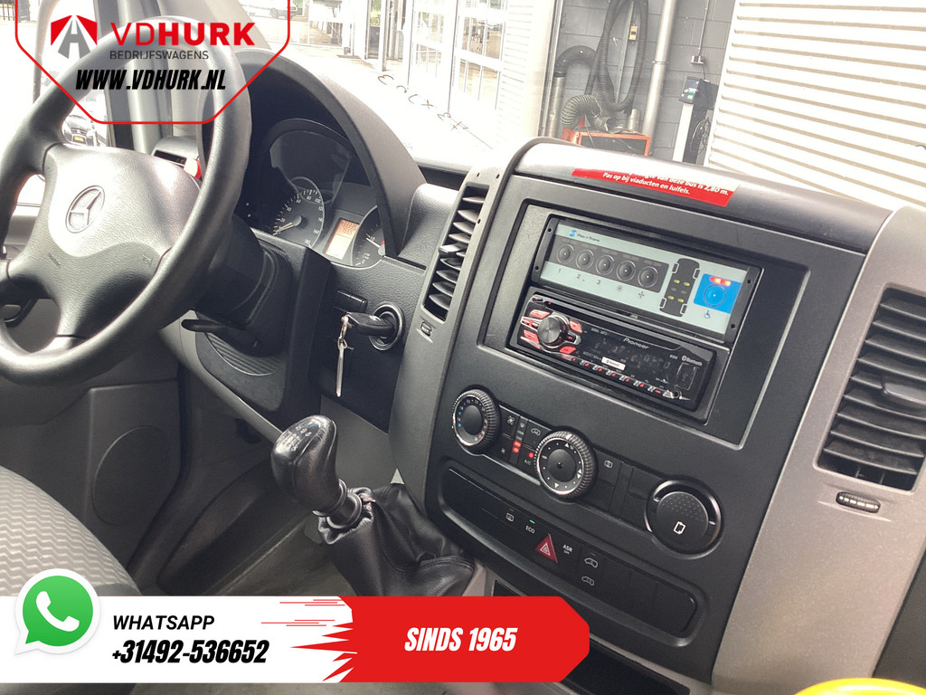 Mercedes-Benz Sprinter Personenvervoer 313 2.2 CDI L2H2 €9.922 Incl. BTW BPM VRIJ! EXPORT ONLY Combi/ 9 Persoons/ Kombi/ 9P/ Airco/ Rolstoellift 2