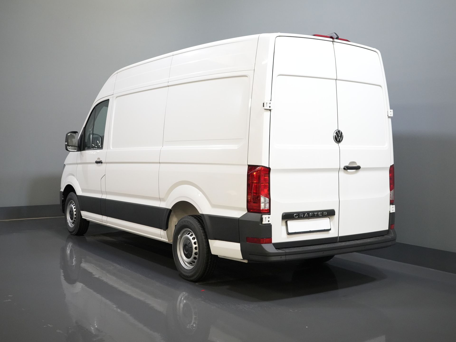Volkswagen Crafter Bestelbus 35 140 pk DSG Aut. L3H3 BPM VRIJ! LED/ Virtual Cockpit/ Camera/ Cruise/ Carplay/ Gev.Stoel 1