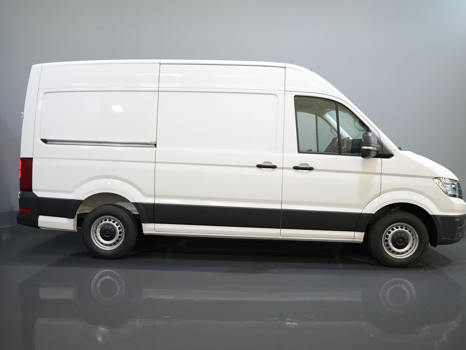 Volkswagen Crafter Bestelbus 35 140 pk DSG Aut. L3H3 BPM VRIJ! LED/ Virtual Cockpit/ Camera/ Cruise/ Carplay/ Gev.Stoel 10