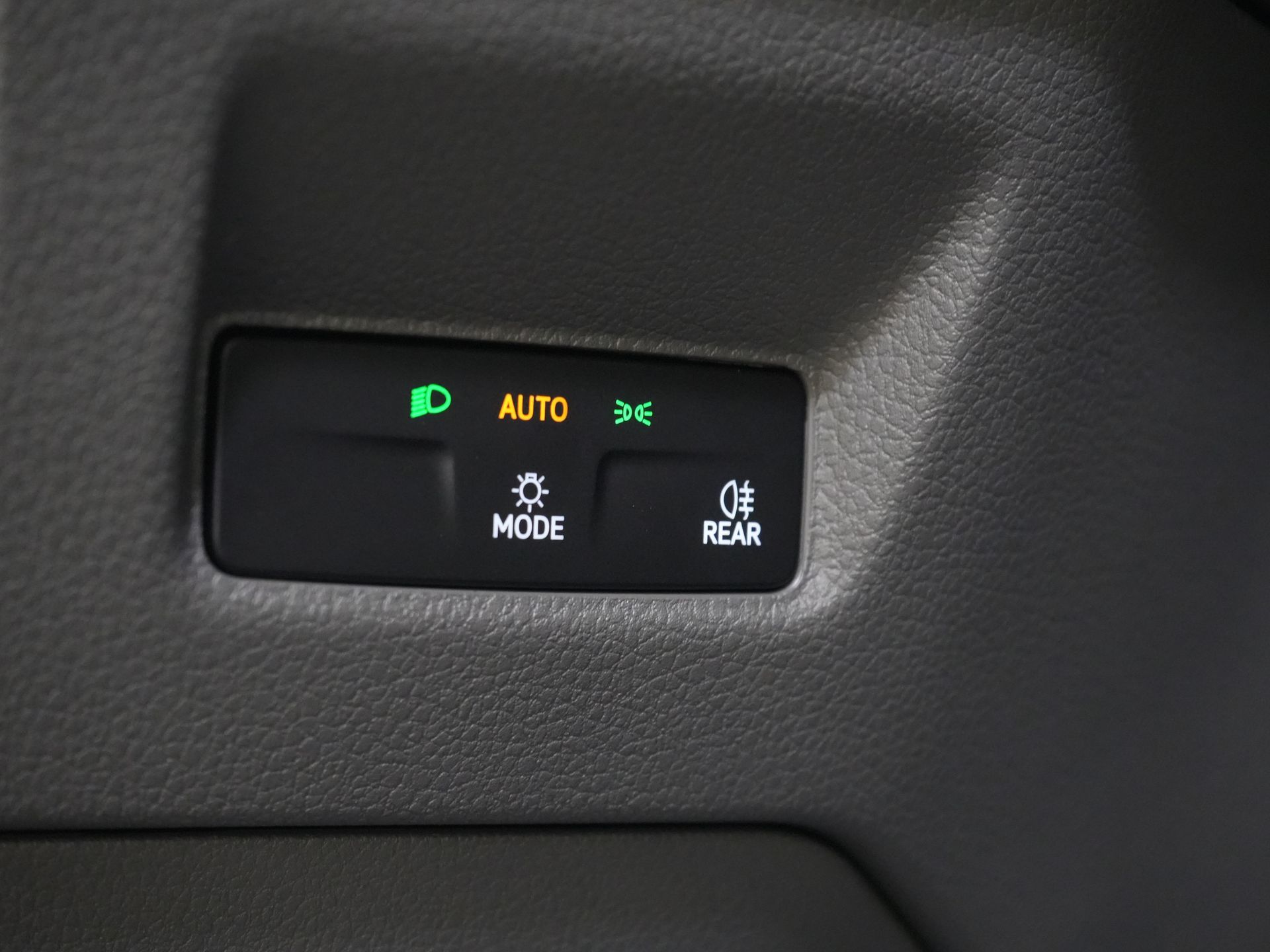 Volkswagen Crafter Bestelbus 35 140 pk DSG Aut. L3H3 BPM VRIJ! LED/ Virtual Cockpit/ Camera/ Cruise/ Carplay/ Gev.Stoel 17