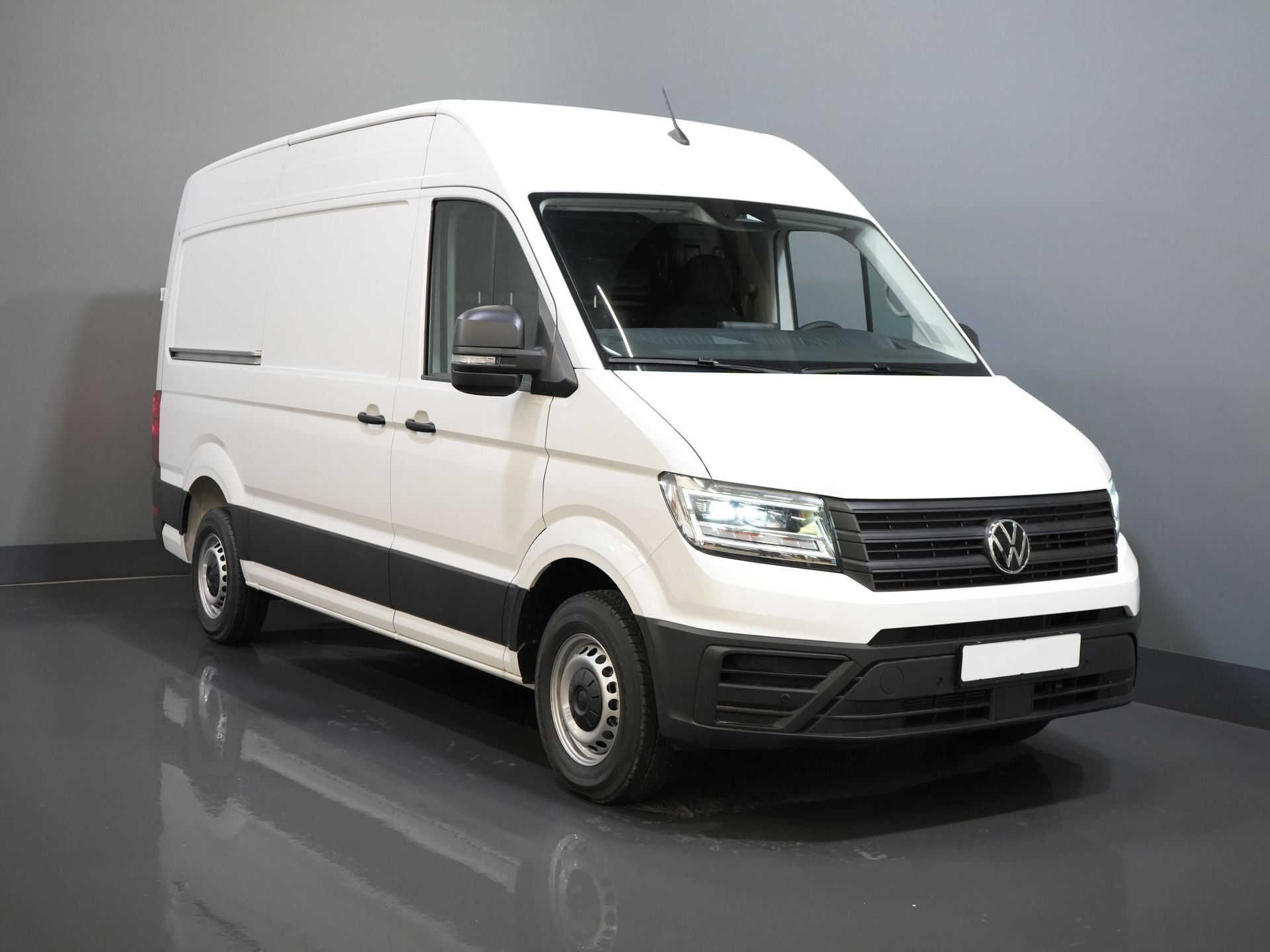 Volkswagen Crafter Bestelbus 35 2.0 TDI 140 pk DSG Aut. L3H3 BPM VRIJ/ LED/ Virtual Cockpit/ Camera/ Cruise/ Carplay/ Gev.Stoel 0