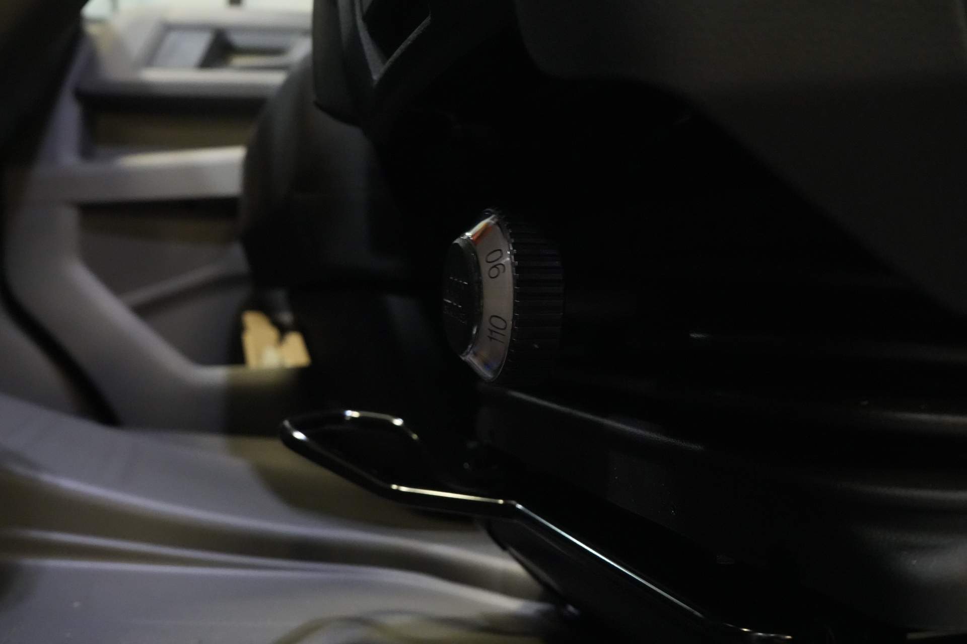 Volkswagen Crafter Bestelbus 35 140 pk DSG Aut. L3H3 BPM VRIJ! LED/ Virtual Cockpit/ Camera/ Cruise/ Carplay/ Gev.Stoel 13