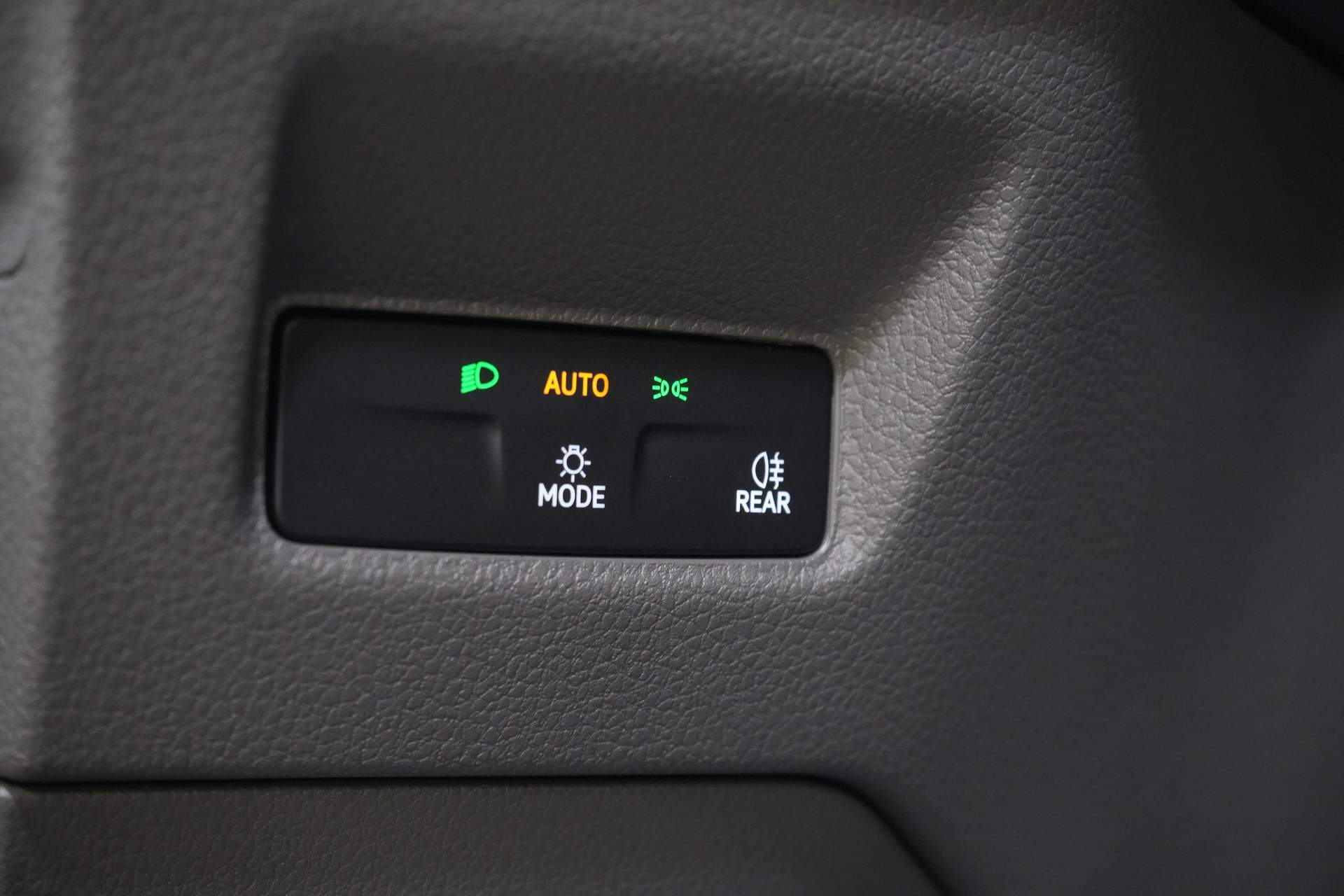 Volkswagen Crafter Bestelbus 35 140 pk DSG Aut. L3H3 BPM VRIJ! LED/ Virtual Cockpit/ Camera/ Cruise/ Carplay/ Gev.Stoel 14