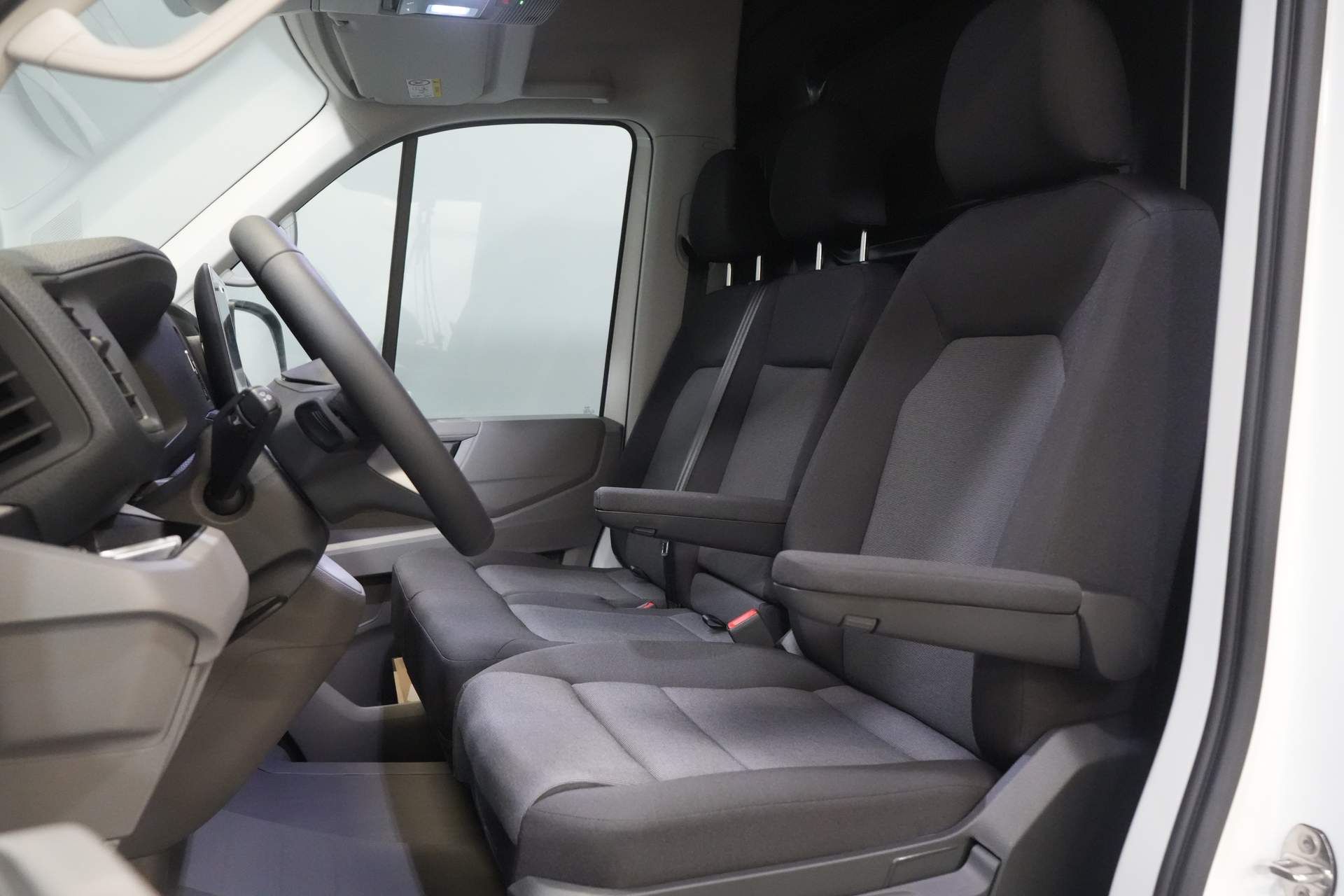 Volkswagen Crafter Bestelbus 35 140 pk DSG Aut. L3H3 BPM VRIJ! LED/ Virtual Cockpit/ Camera/ Cruise/ Carplay/ Gev.Stoel 9